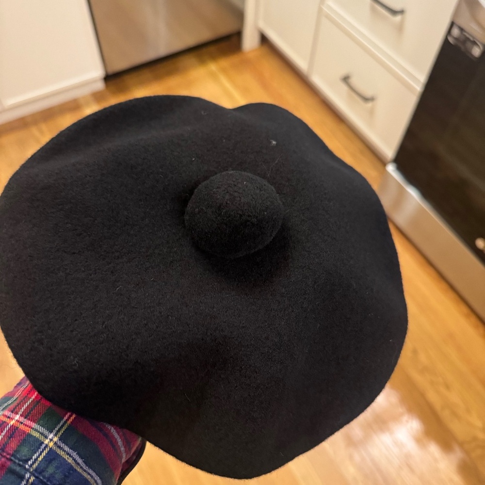 Bosie co Wool Beret Hat Never Worn. New With Tags.